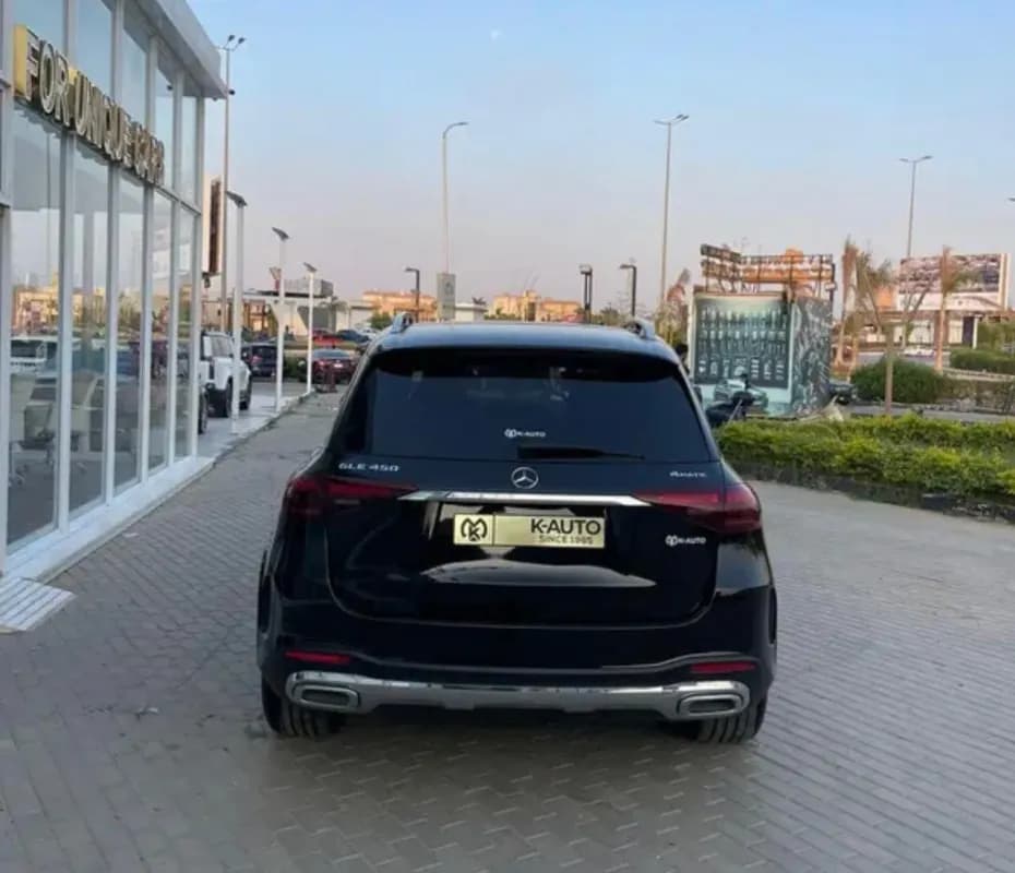 مرسيدس بنز GLE450 2026 ايه ام جي أسود أوتوماتيك — مستعملة
