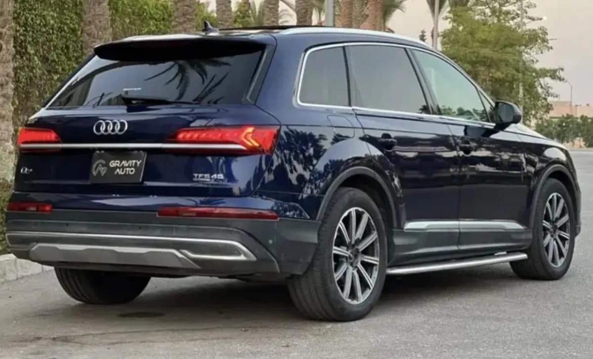 Audi Q7 2021 S-Line Blue Automatic — Used