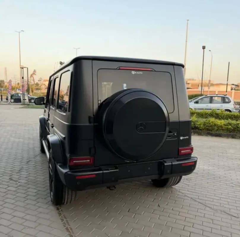 مرسيدس بنز جي 63 2022 ايه ام جي أسود أوتوماتيك — مستعملة