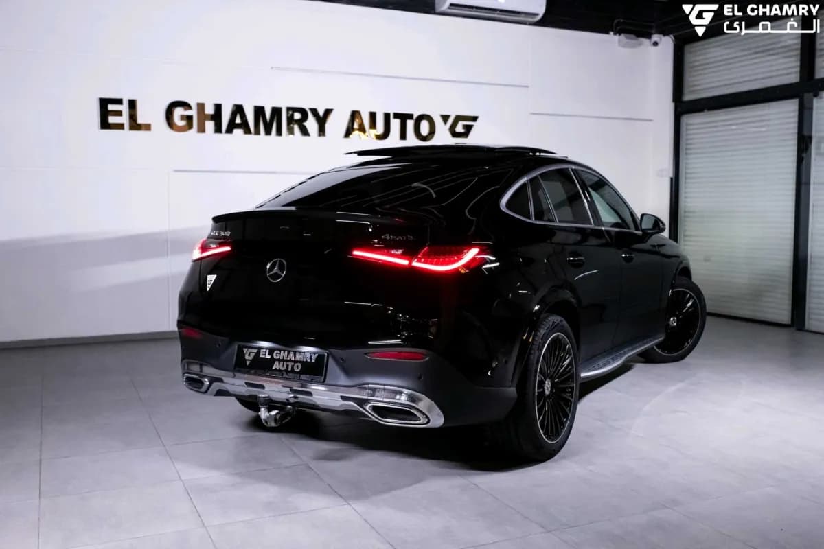 مرسيدس بنز GLC 300 2026 ايه ام جي أسود أوتوماتيك — جديدة