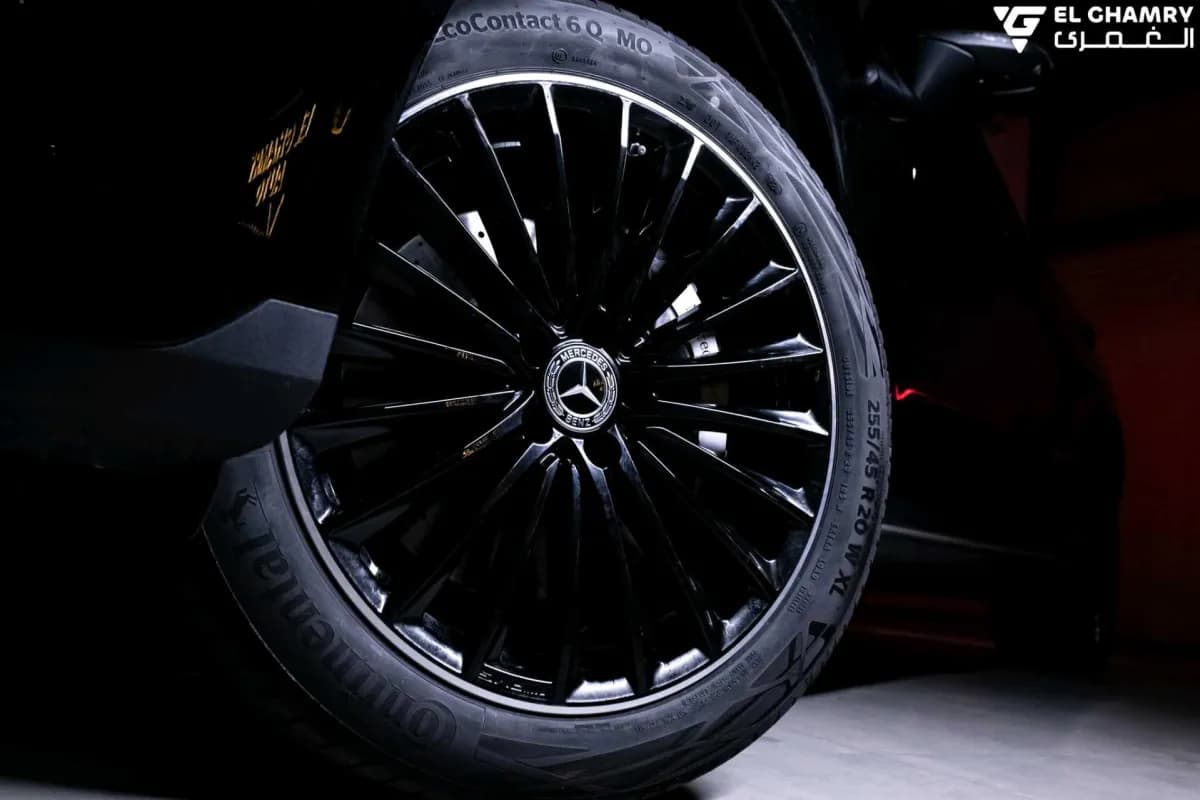 مرسيدس بنز GLC 300 2026 ايه ام جي أسود أوتوماتيك — جديدة