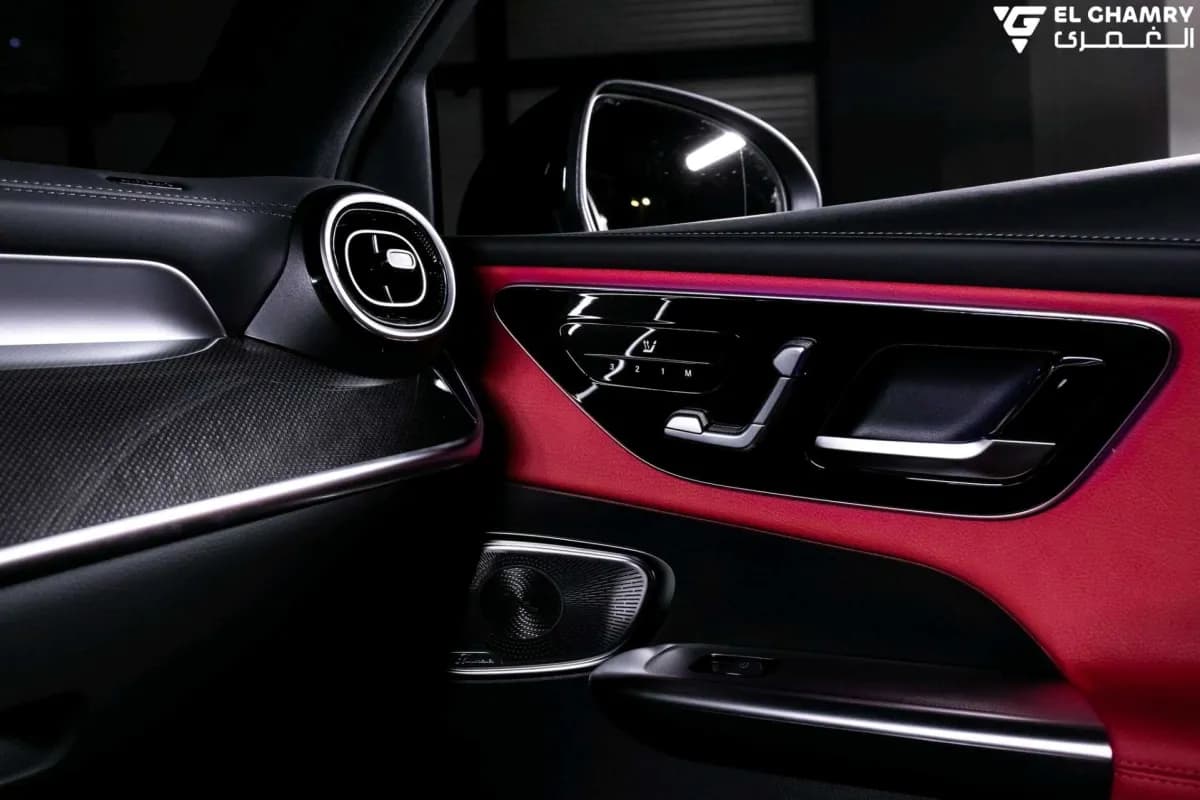 مرسيدس بنز GLC 300 2026 ايه ام جي أسود أوتوماتيك — جديدة