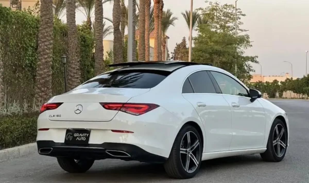 مرسيدس بنز CLA 180 2021 بروجرسيف أبيض أوتوماتيك — مستعملة