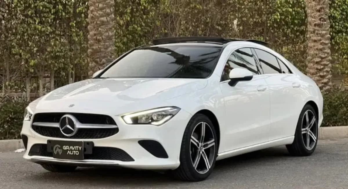مرسيدس بنز CLA 180 2021 بروجرسيف أبيض أوتوماتيك — مستعملة
