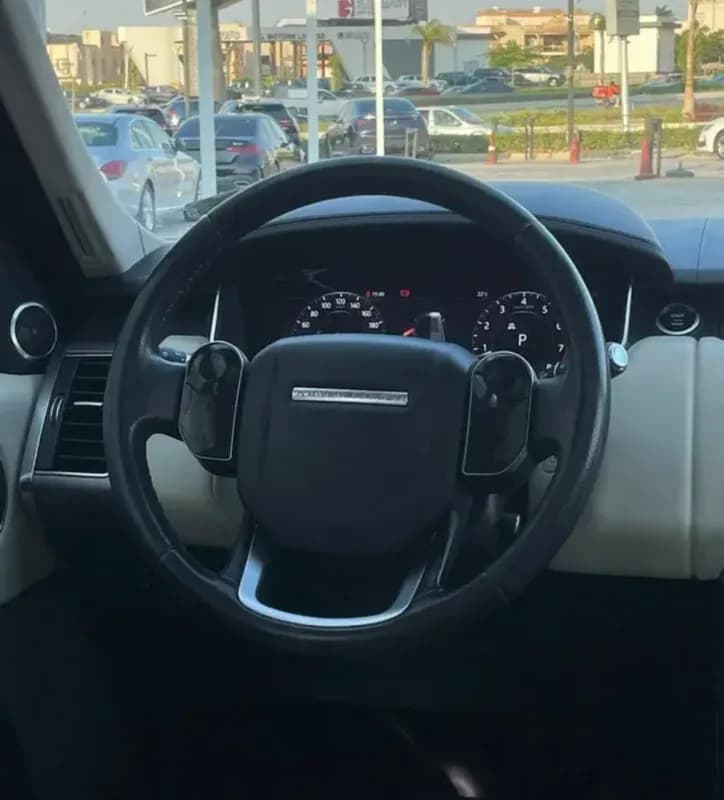 Range Rover Sport 2021 HSE White Automatic — Used