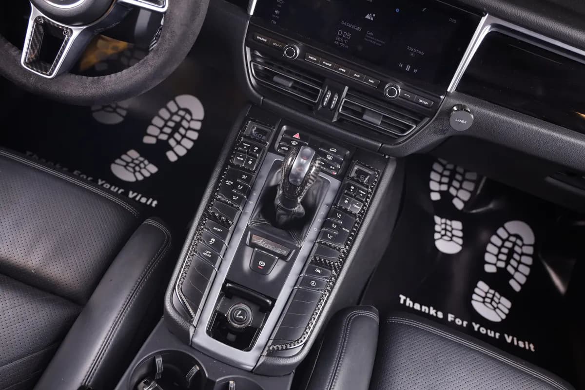 Porsche Macan 2020 GTS White Automatic — Used