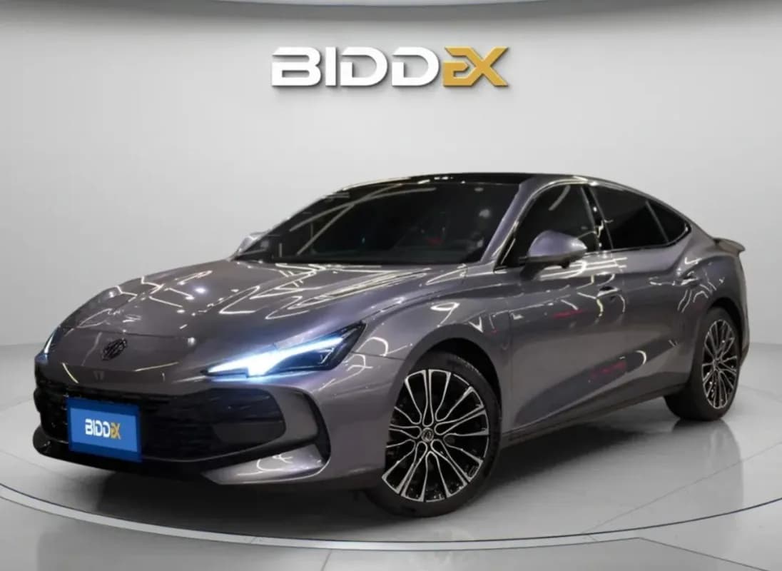 ام جي 7 2027 لاكشري رمادي أوتوماتيك — جديدة
