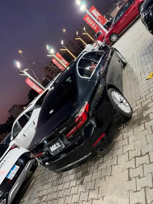 بي ام دبليو 520i 2018 لاكشري أحمر غامق أوتوماتيك — مستعملة