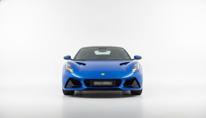 Lotus Emira 2024 s Blue Automatic — Used - 1
