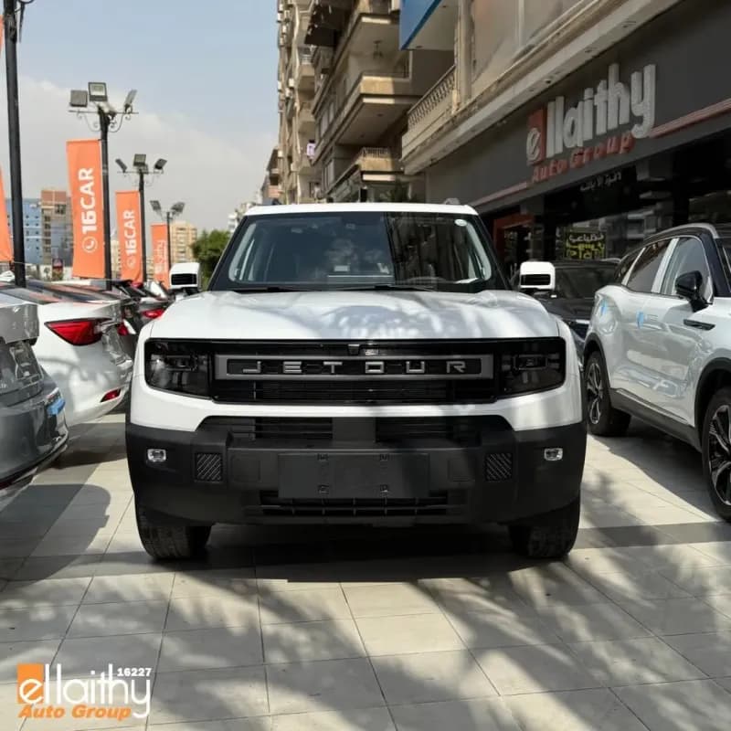 جيتور تي 1 2027 لاكشيري أبيض أوتوماتيك — جديدة