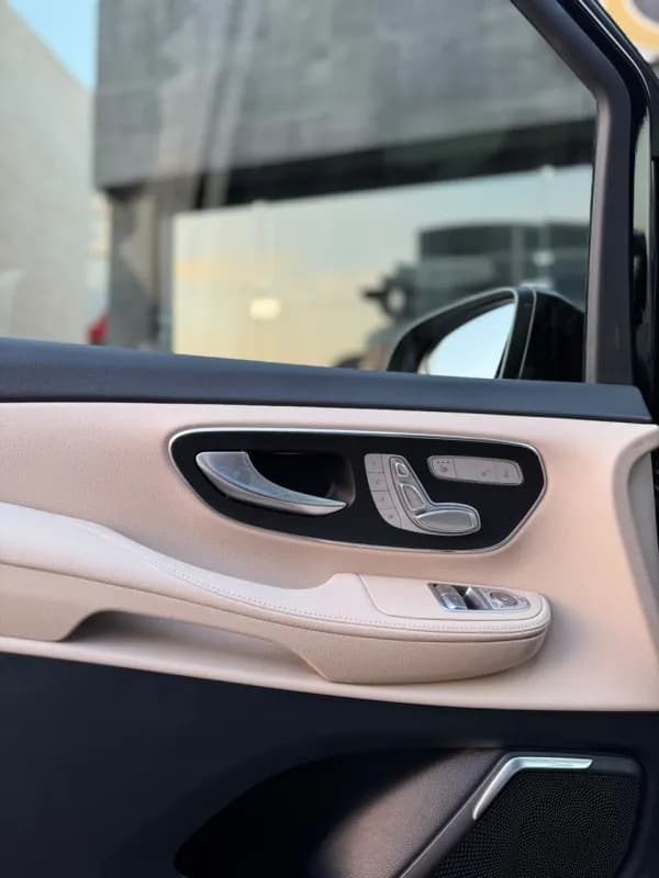 Mercedes-Benz V300 2026 amg Black Automatic — New