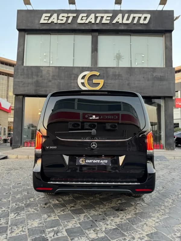 Mercedes-Benz V300 2026 amg Black Automatic — New