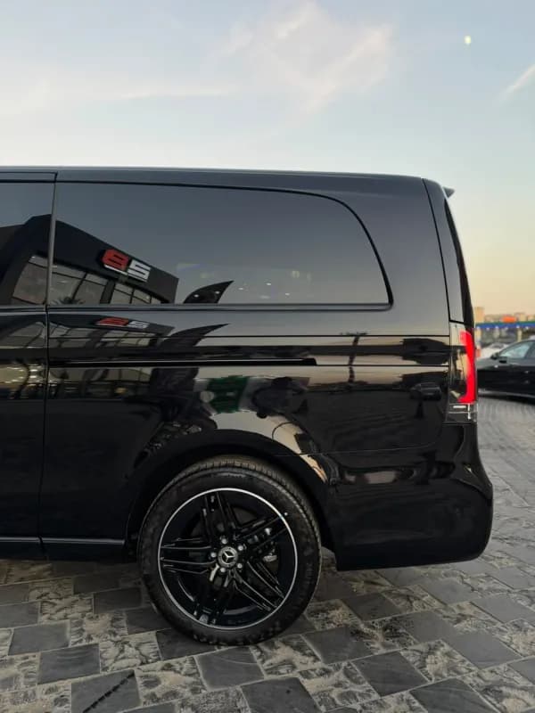 Mercedes-Benz V300 2026 amg Black Automatic — New