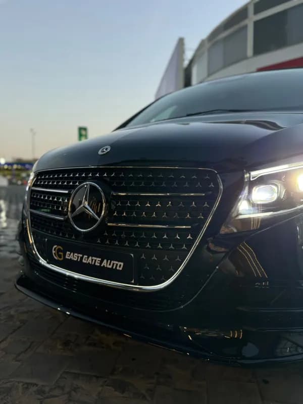 Mercedes-Benz V300 2026 amg Black Automatic — New