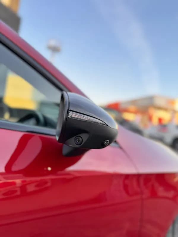 مرسيدس بنز CLA 250 -E 2025 ايه ام جي الكتريك أحمر أوتوماتيك — جديدة