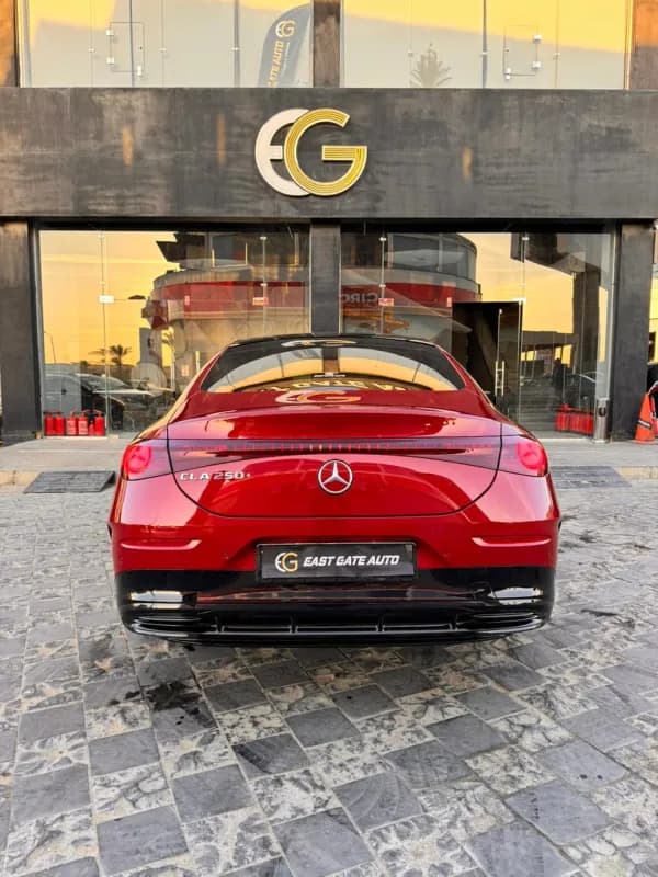 مرسيدس بنز CLA 250 -E 2025 ايه ام جي الكتريك أحمر أوتوماتيك — جديدة