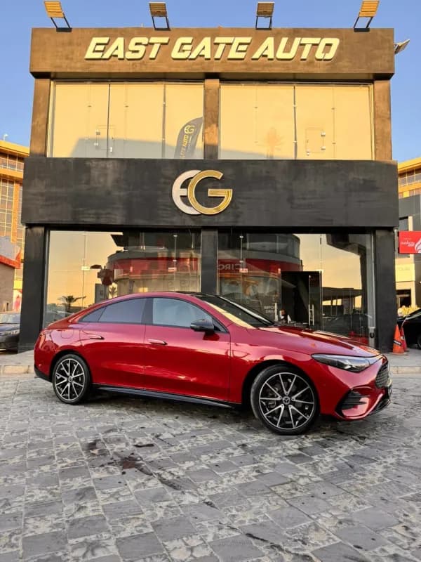 مرسيدس بنز CLA 250 -E 2025 ايه ام جي الكتريك أحمر أوتوماتيك — جديدة