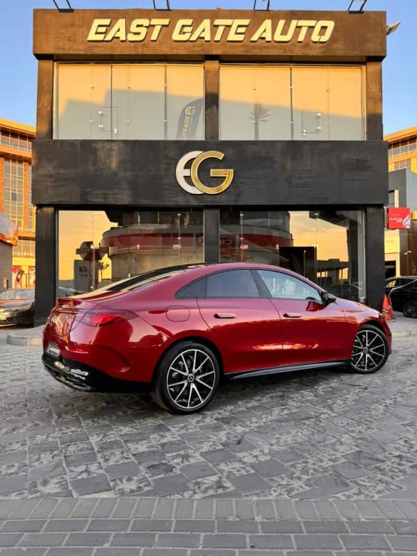 مرسيدس بنز CLA 250 -E 2025 ايه ام جي الكتريك أحمر أوتوماتيك — جديدة
