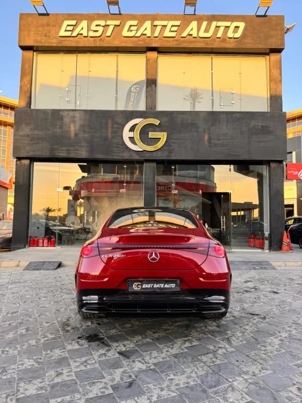 مرسيدس بنز CLA 250 -E 2025 ايه ام جي الكتريك أحمر أوتوماتيك — جديدة