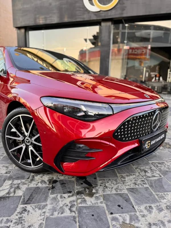 مرسيدس بنز CLA 250 -E 2025 ايه ام جي الكتريك أحمر أوتوماتيك — جديدة