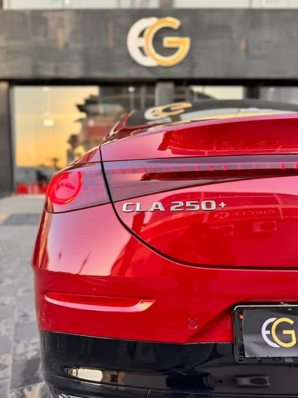 مرسيدس بنز CLA 250 -E 2025 ايه ام جي الكتريك أحمر أوتوماتيك — جديدة