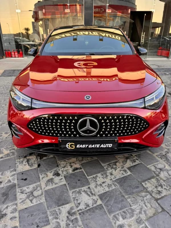 مرسيدس بنز CLA 250 -E 2025 ايه ام جي الكتريك أحمر أوتوماتيك — جديدة