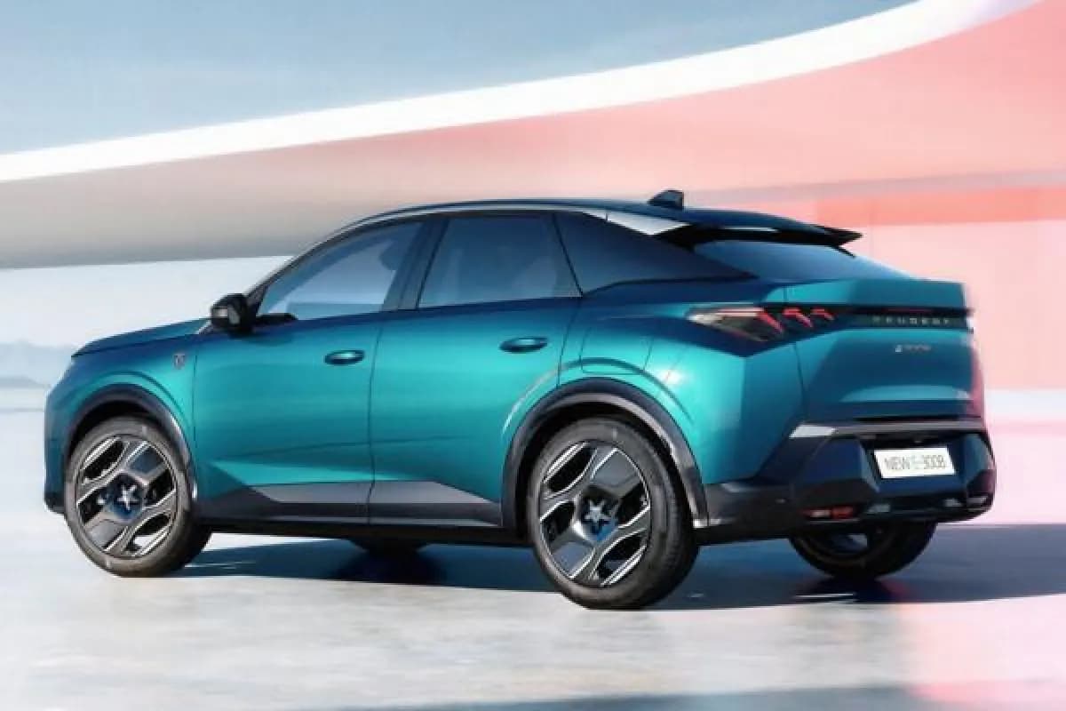 Peugeot 3008 2027 GT Blue Automatic — New