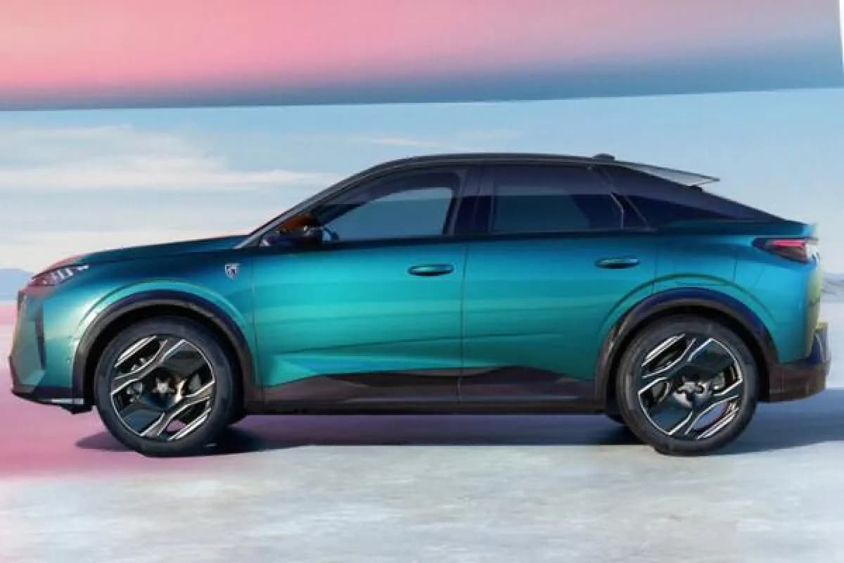 Peugeot 3008 2027 GT Blue Automatic — New