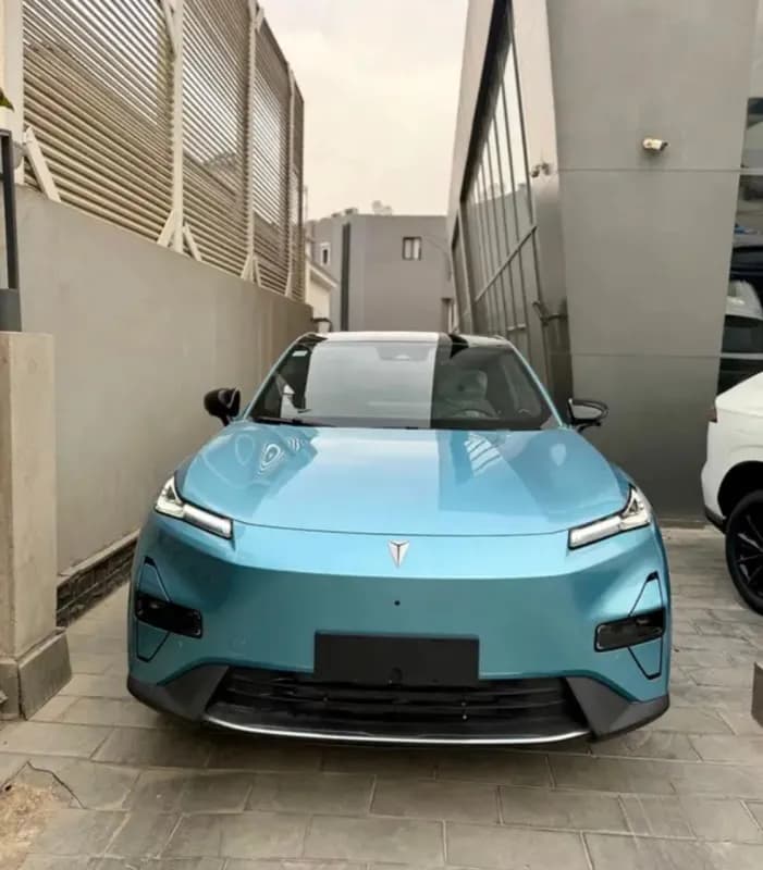 ديبال اس 05 2027 رييف أزرق سماوي أوتوماتيك — جديدة