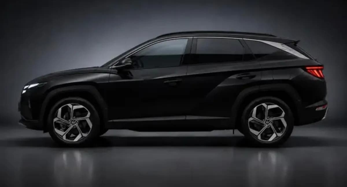 Hyundai Tucson 2027 Blaze Black Dct — New