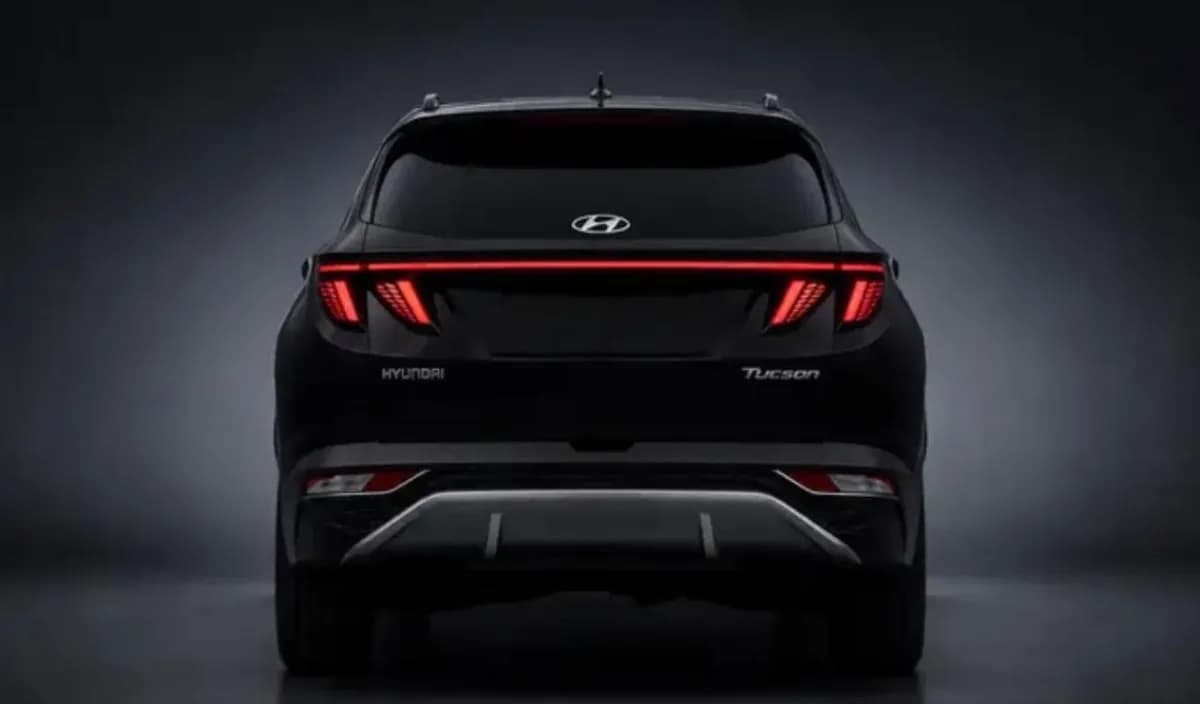 Hyundai Tucson 2027 Blaze Black Dct — New