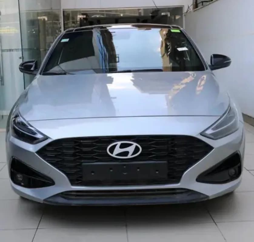 Hyundai I 30 FASTBACK 2026 BLAZE Silver Dct — New