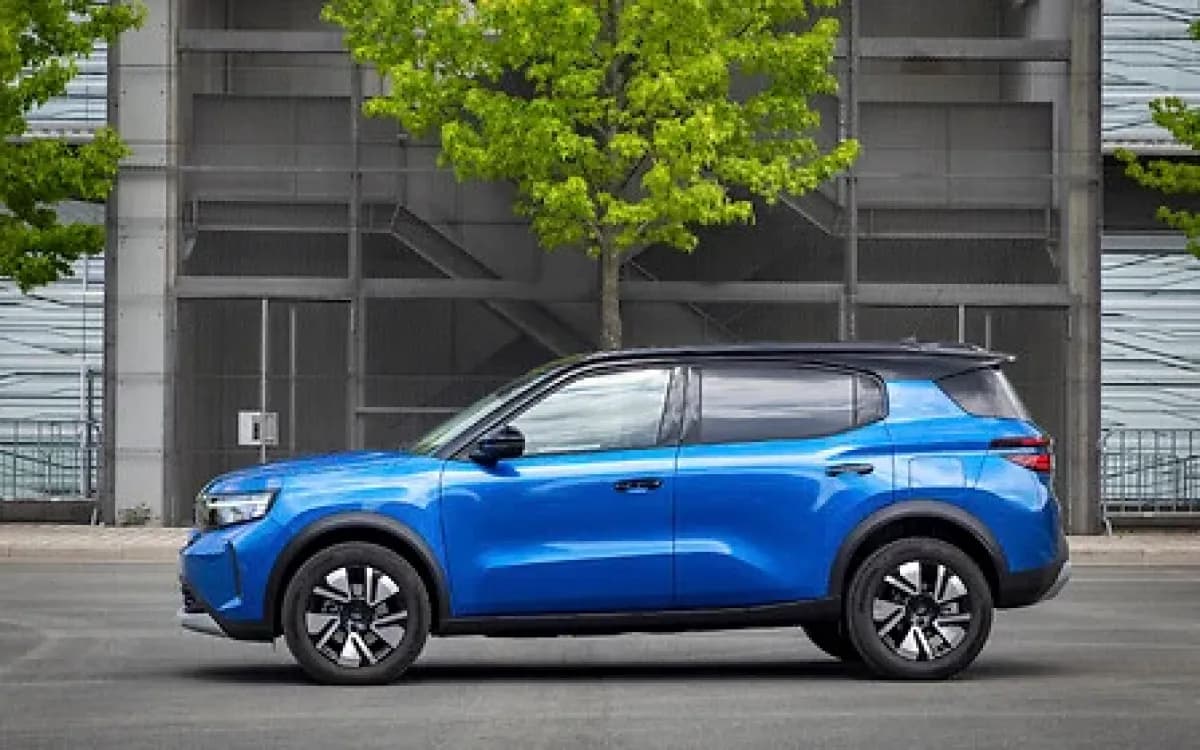 Opel Frontera 2027 GS Blue Automatic — New