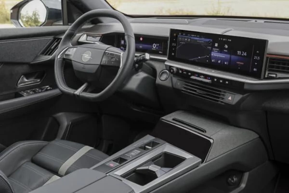 Opel Grand land 2026 Topline Gray Automatic — New