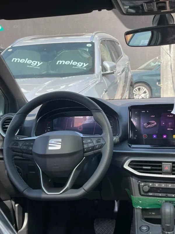 سيات ابيزا 2027 اف ار أخضر نعناعي أوتوماتيك — جديدة