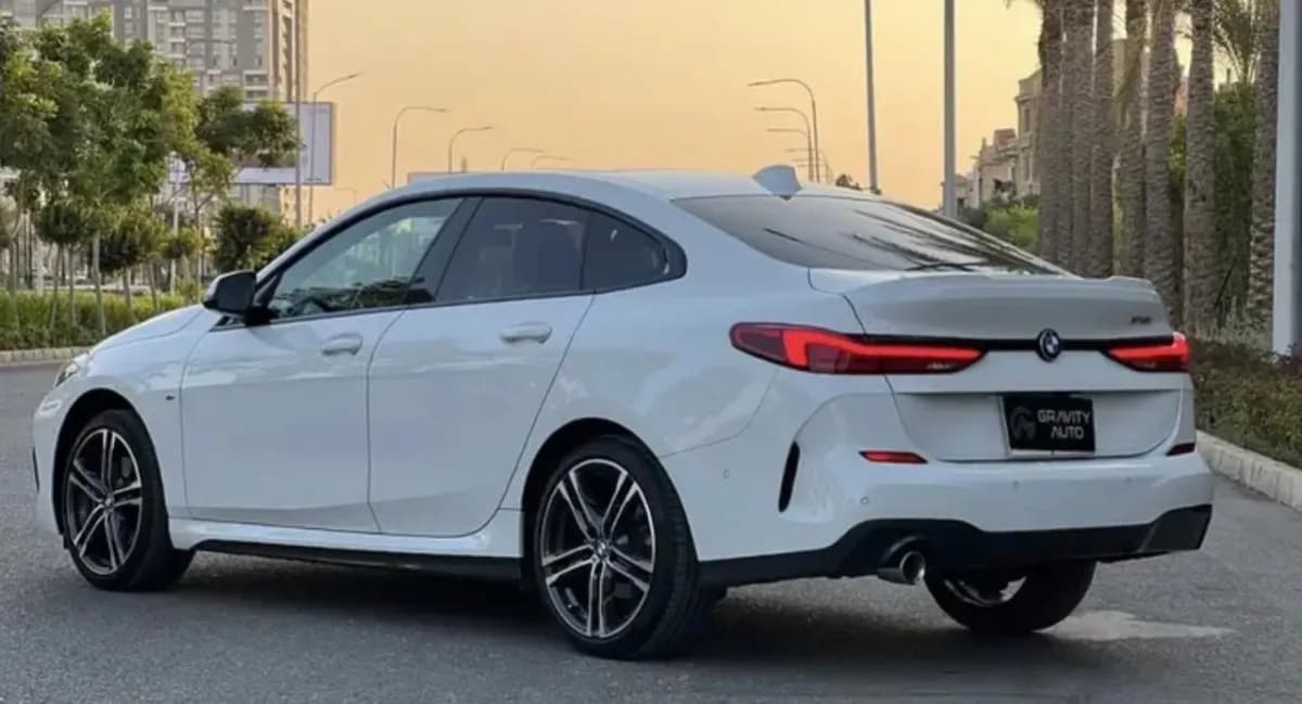 بي ام دبليو 218i 2021 ام سبورت أبيض أوتوماتيك — مستعملة