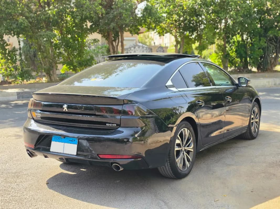 بيجو 508 2021 ألور بلس أسود أوتوماتيك — مستعملة