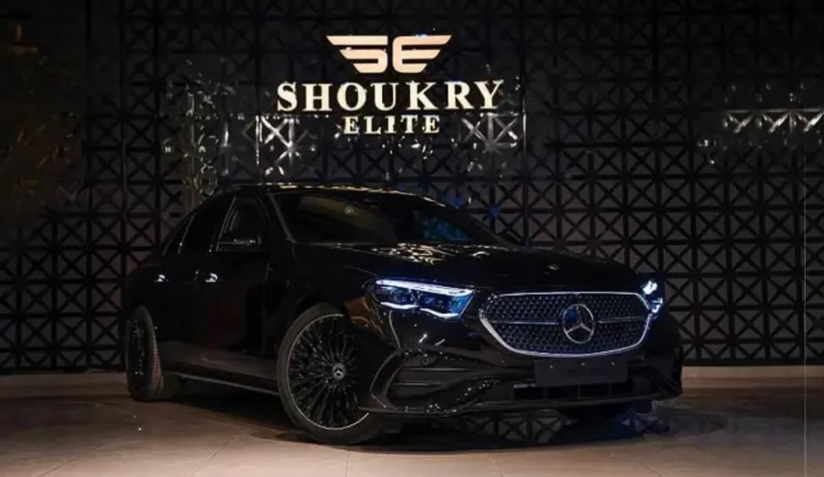 مرسيدس بنز E200 2026 ايه ام جي أسود أوتوماتيك — جديدة