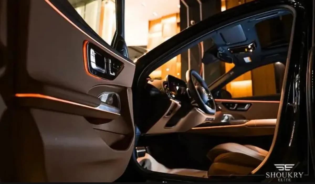مرسيدس بنز E200 2026 ايه ام جي أسود أوتوماتيك — جديدة