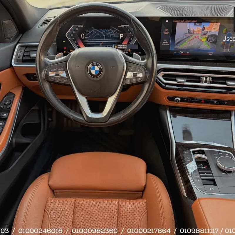 بي ام دبليو 320i 2024 لاكشري أزرق أوتوماتيك — مستعملة