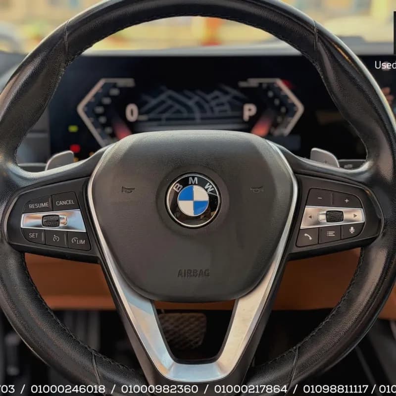 بي ام دبليو 320i 2024 لاكشري أزرق أوتوماتيك — مستعملة