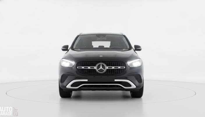 مرسيدس بنز GLA 180 2026