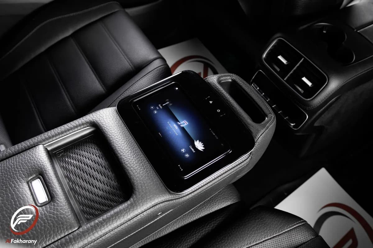مرسيدس بنز GLS 580 2023 4 ماتيك أسود أوتوماتيك — مستعملة
