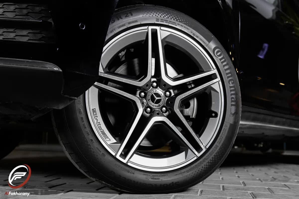 مرسيدس بنز GLS 580 2023 4 ماتيك أسود أوتوماتيك — مستعملة
