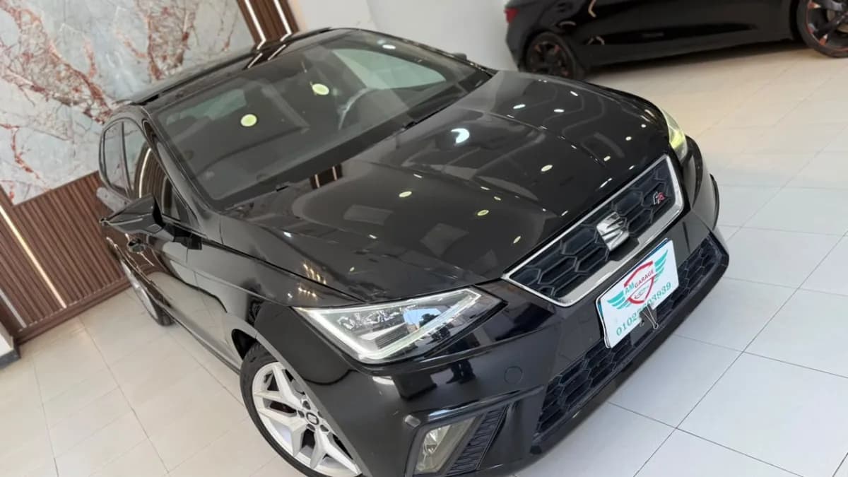 سيات ابيزا 2020 اف ار أسود دي اس جي — مستعملة