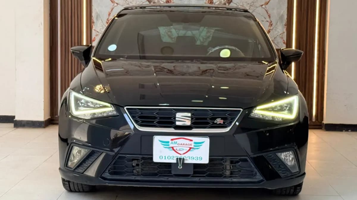 سيات ابيزا 2020 اف ار أسود دي اس جي — مستعملة