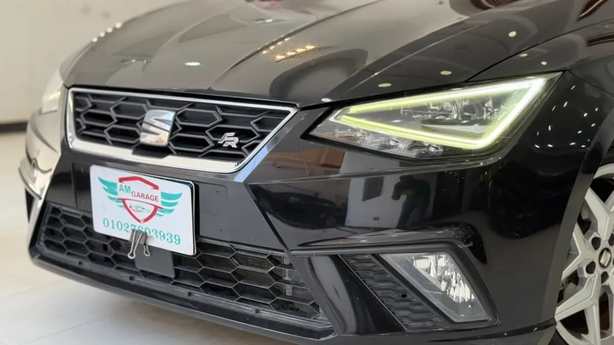 سيات ابيزا 2020 اف ار أسود دي اس جي — مستعملة