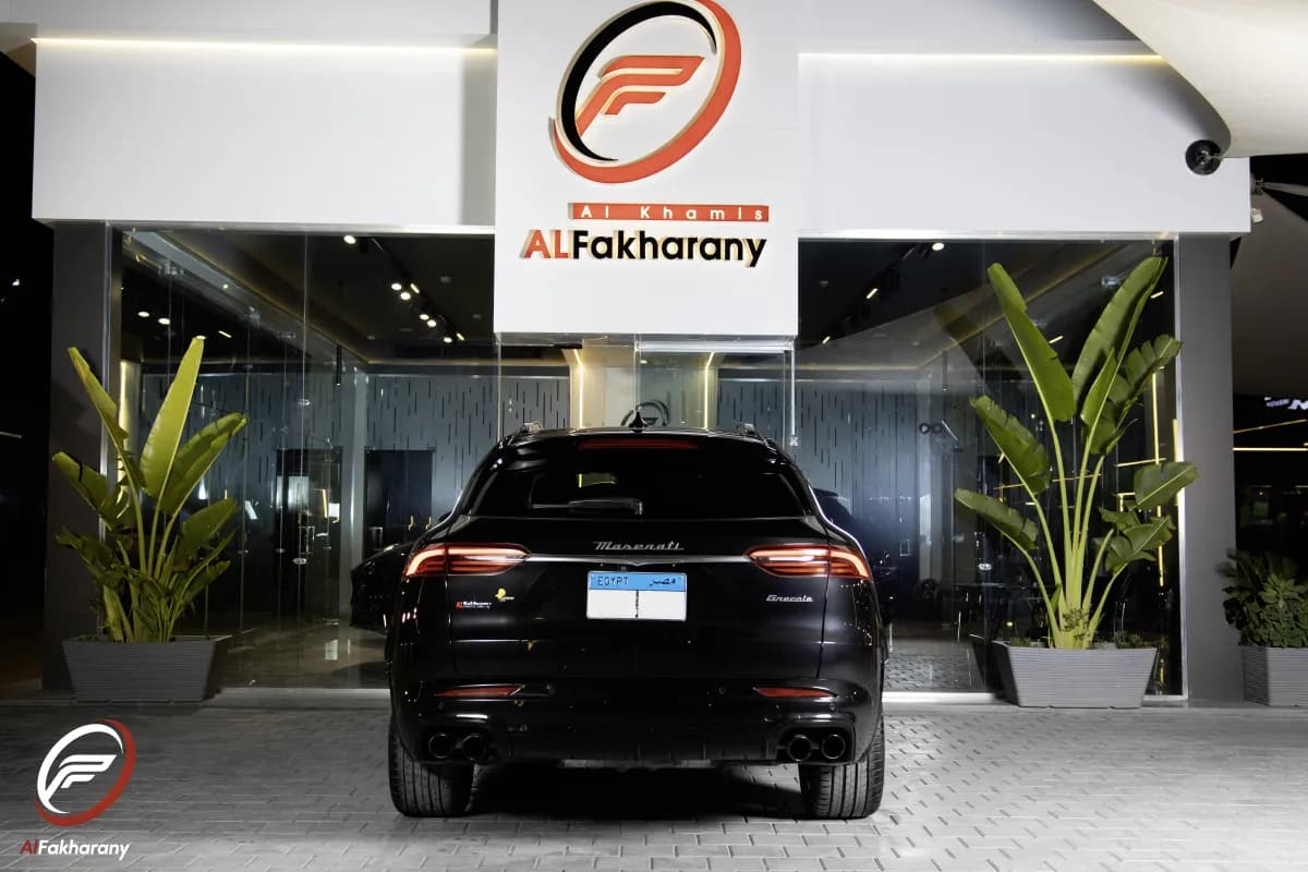 مازيراتي جريكالي 2023 مودينا أسود أوتوماتيك — مستعملة