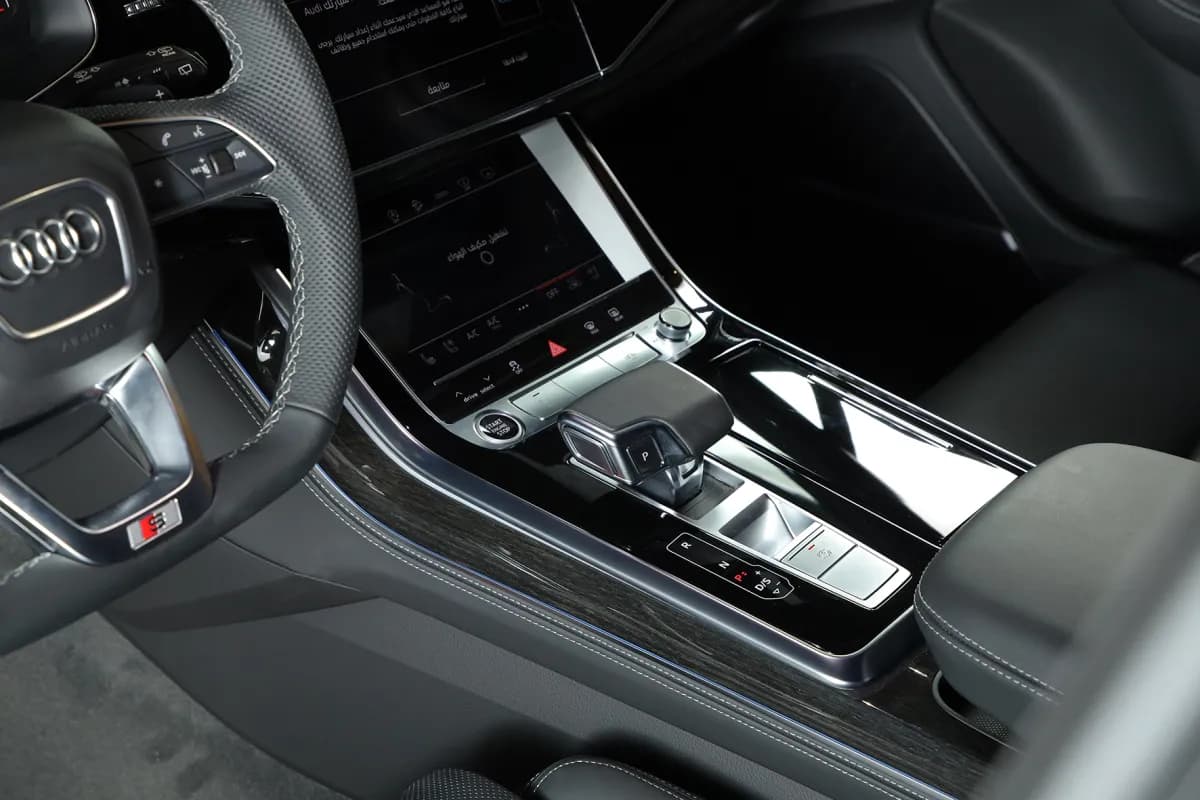 Audi Q7 2026 S-Line Gray Automatic — New