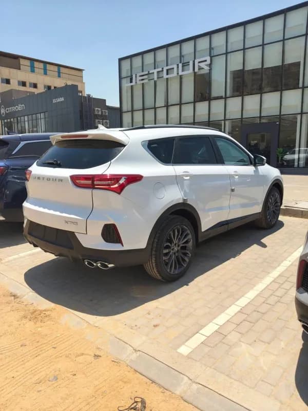 جيتور اكس 70 2027 لكشري أبيض أوتوماتيك — جديدة